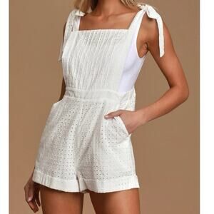 Minkpink Shortalls Size M Celestial White Cotton Eyelet Tie Strap Jumper